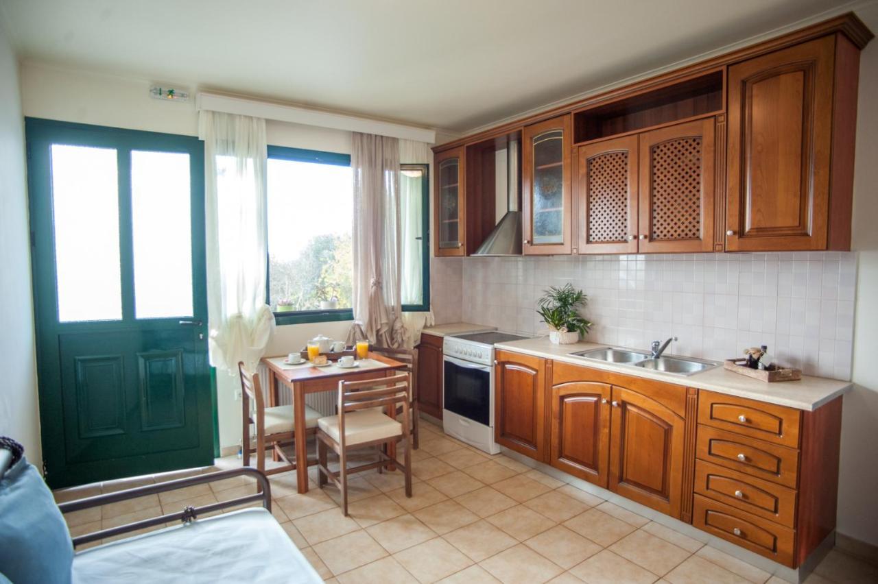 Evianna Studios Mousata Екстер'єр фото